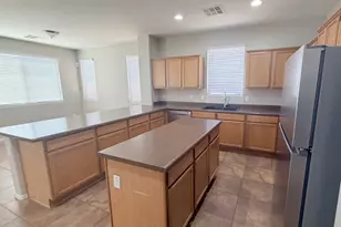 19294 N Del Mar Ave, Maricopa, AZ 85138 - Photo 5
