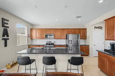 17805 W Daley Lane, Surprise, AZ 85387 - Photo 11