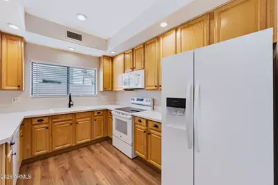 6510 S Hazelton Lane #111, Tempe, AZ 85283 - Photo 15