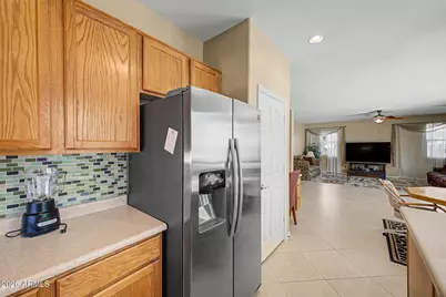 8607 W Brown Street, Peoria, AZ 85345 - Photo 17