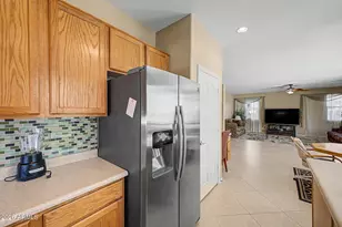 8607 W Brown St, Peoria, AZ 85345 - Photo 17