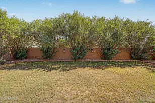 8607 W Brown St, Peoria, AZ 85345 - Photo 43