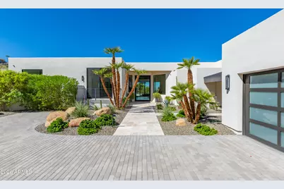 5724 N Echo Canyon Drive, Phoenix, AZ 85018 - Photo 11