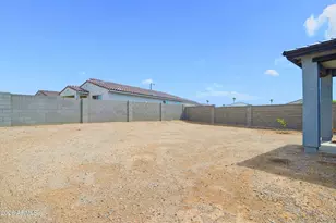 24540 W Hopi St, Buckeye, AZ 85326 - Photo 29