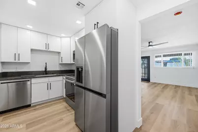 3518 E Montecito Avenue #4, Phoenix, AZ 85018 - Photo 7