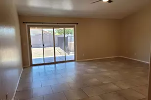 10241 E Dolphin Ave, Mesa, AZ 85208 - Photo 3