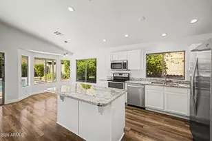 6422 W Lariat Ln, Phoenix, AZ 85083 - Photo 15