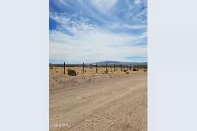 11194 W Broken Bow Drive #233, White Hills, AZ 86445 - Photo 9