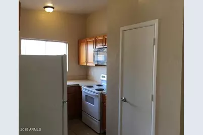 7106 N 68th Avenue #3, Glendale, AZ 85303 - Photo 9