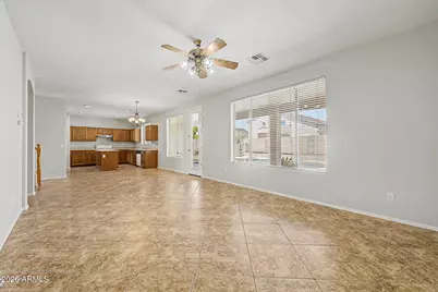 10934 W Locust Lane, Avondale, AZ 85323 - Photo 13
