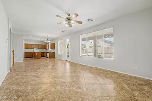10934 W Locust Ln, Avondale, AZ 85323 - Photo 13