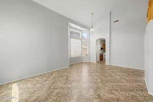10934 W Locust Ln, Avondale, AZ 85323 - Photo 7