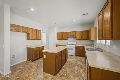 10934 W Locust Lane, Avondale, AZ 85323 - Photo 17