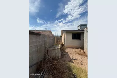 2108 E Alta Vista Road, Phoenix, AZ 85042 - Photo 33