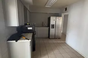 2108 E Alta Vista Rd, Phoenix, AZ 85042 - Photo 17