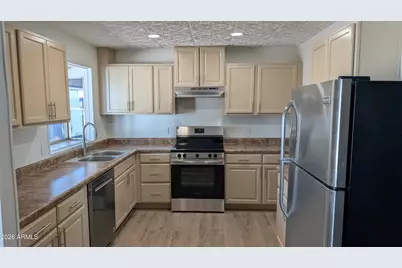 16202 N 71st Avenue, Peoria, AZ 85382 - Photo 9