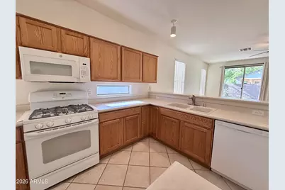 3530 E Park Avenue, Gilbert, AZ 85234 - Photo 9