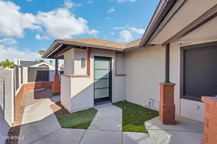 1954 N Iowa St, Chandler, AZ 85225 - Photo 5