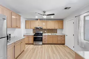 1012 S Price Rd, Tempe, AZ 85281 - Photo 15