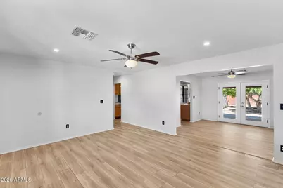 1012 S Price Road, Tempe, AZ 85281 - Photo 11