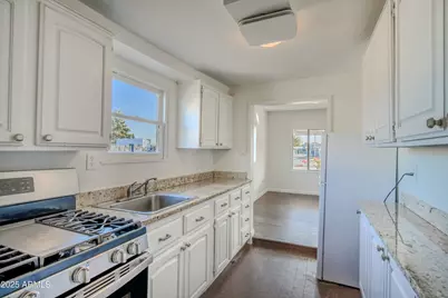 4712 N 21st Avenue, Phoenix, AZ 85015 - Photo 9