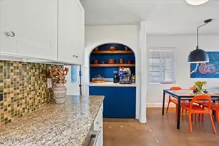 4446 N 33rd Pl, Phoenix, AZ 85018 - Photo 11