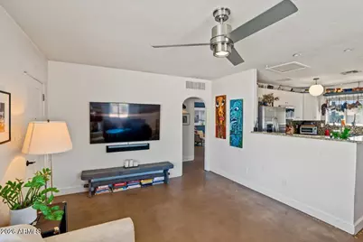 4446 N 33rd Place, Phoenix, AZ 85018 - Photo 7