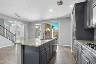 3866 E Cat Balue Dr, Phoenix, AZ 85050 - Photo 11