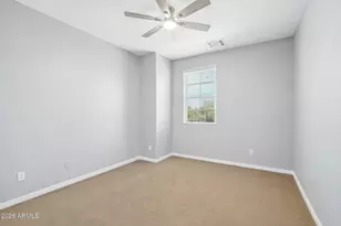 3866 E Cat Balue Dr, Phoenix, AZ 85050 - Photo 25