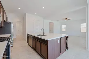 7687 W Bronco Trail, Peoria, AZ 85383 - Photo 5