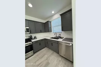10275 W Amelia Avenue, Avondale, AZ 85392 - Photo 13