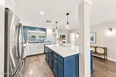 7702 E Pinchot Avenue, Scottsdale, AZ 85251 - Photo 19