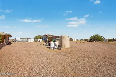 20537 W Gordon Way, Wittmann, AZ 85361 - Photo 33