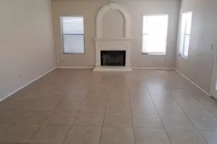 98 E Evelyn Ln, Tempe, AZ 85284 - Photo 13