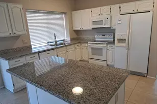 98 E Evelyn Ln, Tempe, AZ 85284 - Photo 17