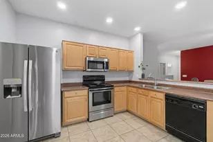 41326 N Parker Ln, Phoenix, AZ 85086 - Photo 11