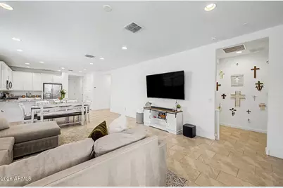 2516 W Hidalgo Avenue, Phoenix, AZ 85041 - Photo 5
