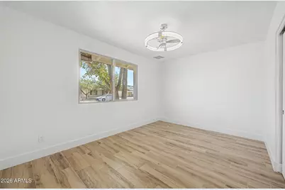 6738 W Georgia Avenue, Glendale, AZ 85303 - Photo 27