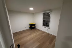 303 E South Mountain Ave, Phoenix, AZ 85042 - Photo 3