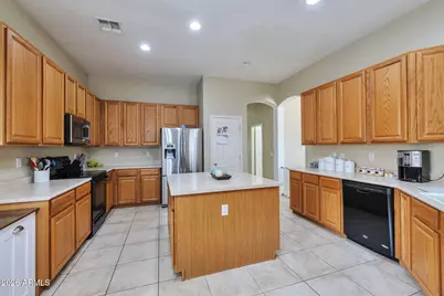 8807 W Carole Lane, Glendale, AZ 85305 - Photo 11