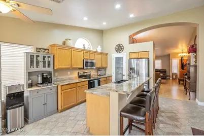 8456 W Willow Avenue, Peoria, AZ 85381 - Photo 13