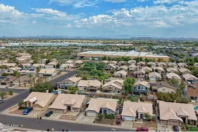 8456 W Willow Avenue, Peoria, AZ 85381 - Photo 43