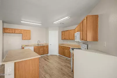2892 W Goldmine Mountain Drive, San Tan Valley, AZ 85144 - Photo 15