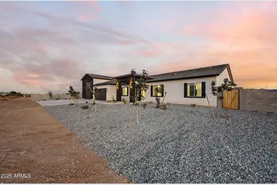 24025 W Beacon Lane, Wittmann, AZ 85361 - Photo 3