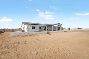 24025 W Beacon Ln, Wittmann, AZ 85361 - Photo 59