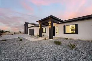 24025 W Beacon Ln, Wittmann, AZ 85361 - Photo 7