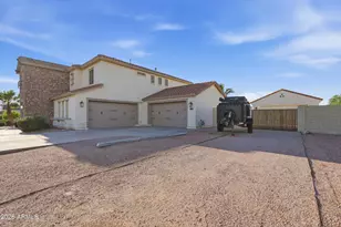 2364 W Phillips Rd, San Tan Valley, AZ 85144 - Photo 5