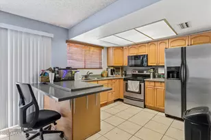 2842 E Beck Ln, Phoenix, AZ 85032 - Photo 3