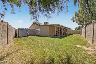 4640 N 77th Drive, Phoenix, AZ 85033 - Photo 25