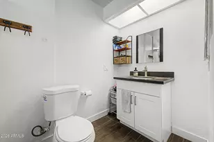 4640 N 77th Dr, Phoenix, AZ 85033 - Photo 13